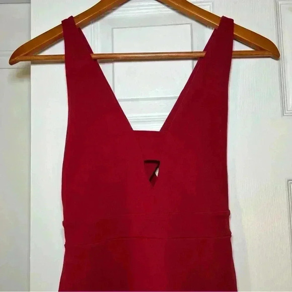 Susana Monaco Deep Red Bodycon Mini Sleeveless Dress - Picture 2 of 6